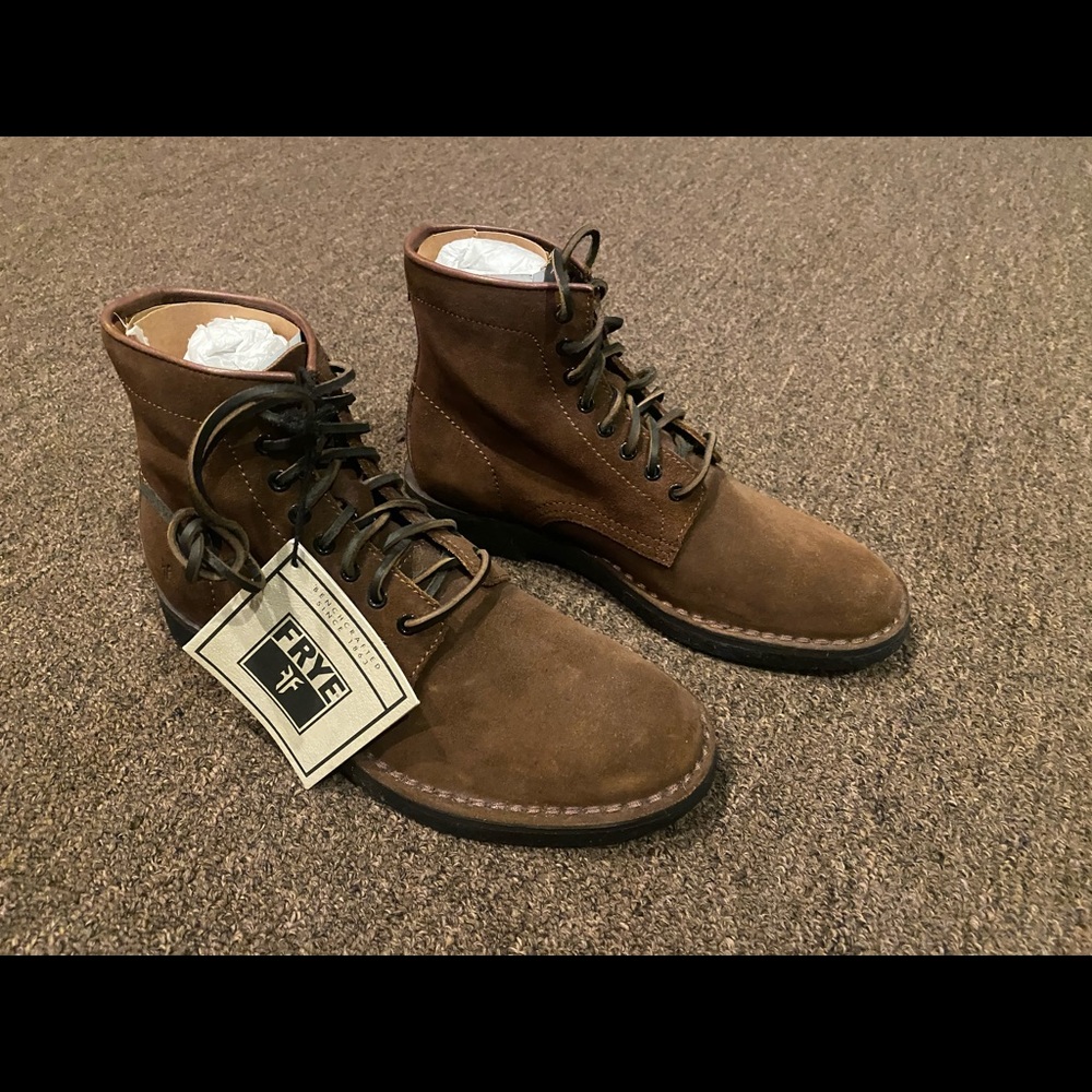 Frye Arden Lace-Up Boot ( New w/o Box)